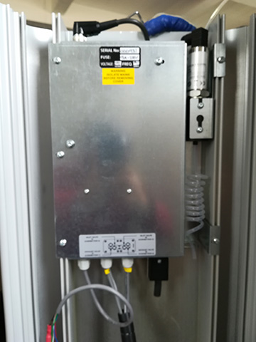 英國進(jìn)口SR模塊化吸干機(jī)前控制面板后面