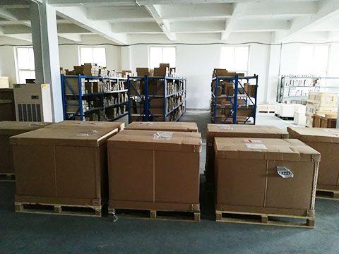 專業的壓縮空氣過濾和干燥之倉庫之庫存與發貨 專業的壓縮空氣過濾和干燥之倉庫之庫存與發貨