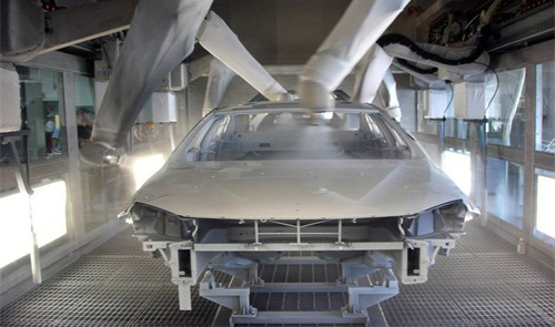 使用SR吸附式干燥機進行壓縮空氣除水可確保噴漆噴砂的質量 使用SR吸附式干燥機進行壓縮空氣除水可確保噴漆噴砂的質量