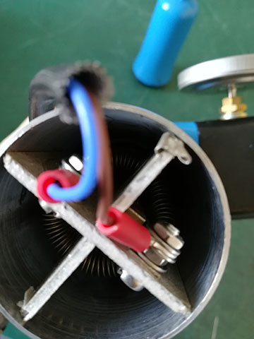 拆開WALKER加熱器可以看到WALKER加熱器電阻絲WKN40037 拆開WALKER加熱器可以看到WALKER加熱器電阻絲WKN40037