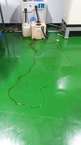 環保型SR空壓系統含油廢水處理設備-SR YUSOO 42管口松動導致漏水 環保型SR空壓系統含油廢水處理設備-SR YUSOO 42管口松動導致漏水