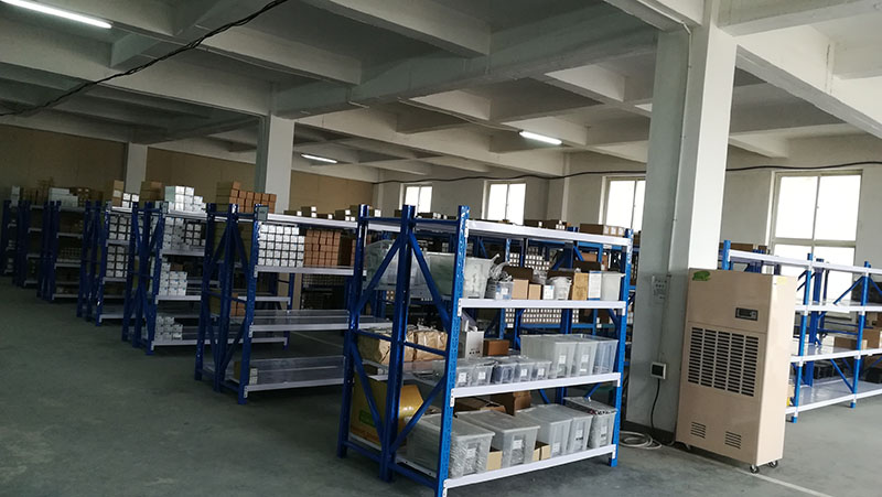 知名品牌過濾器的替換濾芯大連倉庫實景 知名品牌過濾器的替換濾芯大連倉庫實景